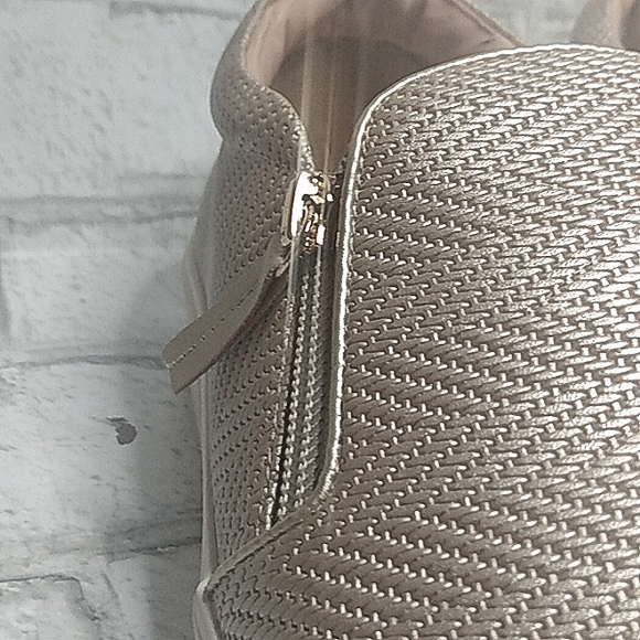 Volatile Rose Gold sneakers with zipper size 10 - Picture 3 of 8